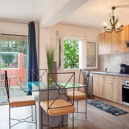- Les Salons Du Bastier 2 Apartment